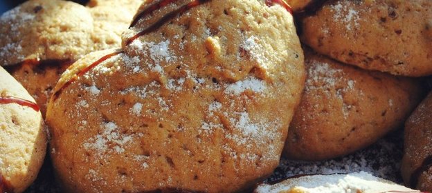 Банановое печенье с пеканом и грецким орехом