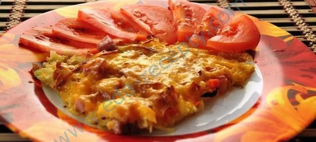 Запеканки из картофеля с овощами и колбасой