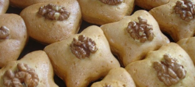 Печенье медовое с орехами Быстрое