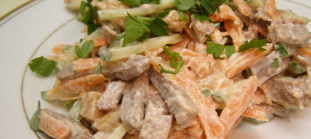 Салат из языка и свежих овощей