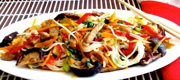 Рисовая лапша по-восточному