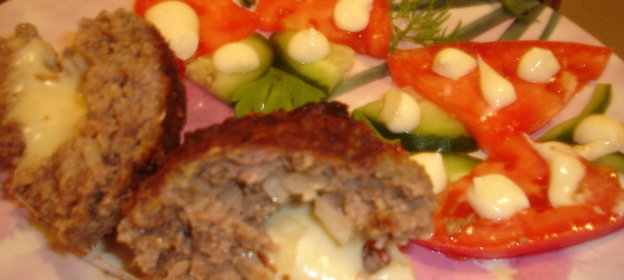 Бифбургеры с сюрпризом