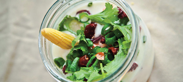 Соус на основе козьего йогурта: пошаговый рецепт