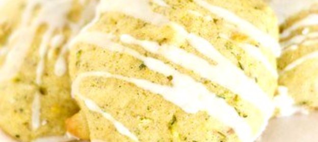 Кукурузное печенье с цукини и лимонной цедрой