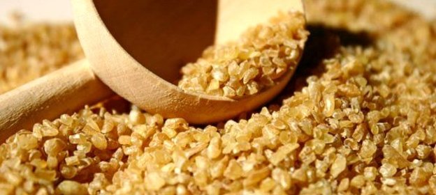 Булгур с куриным филе и курагой