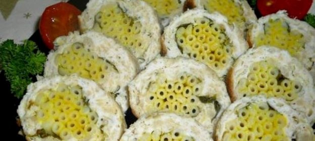 Куриная колбаса с макаронами