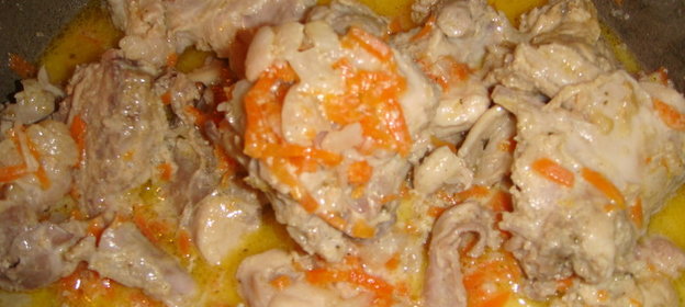 Спагетти с изюмом и орехами