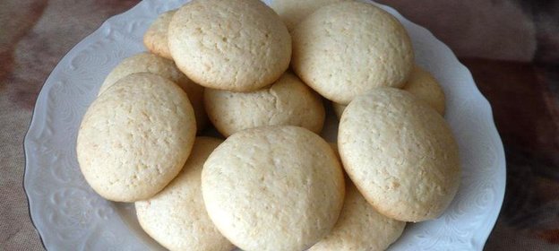 Постное кокосовое печенье