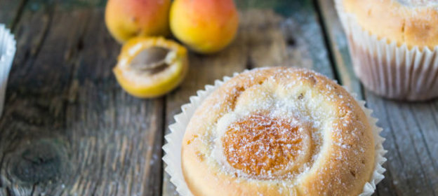 Маффины на молоке, с абрикосами