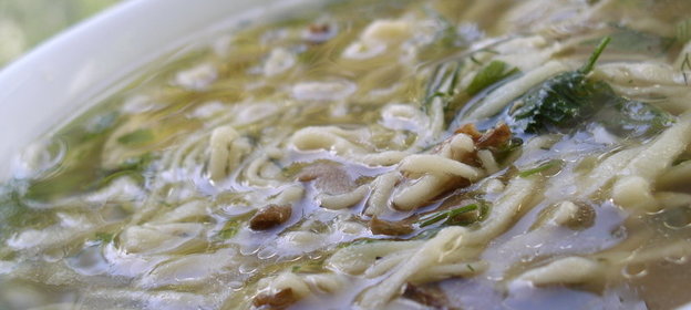 Домашняя лапша с грибами