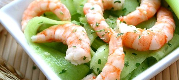 Салат из креветок и огурцов по‑китайски