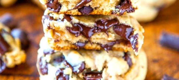 Мягкое печенье со сливочным сыром и шоколадом