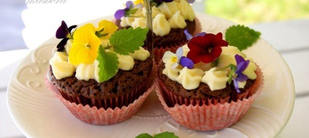 Шоколадные пирожные