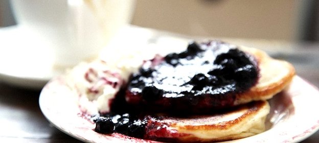 Оладьи с черникой