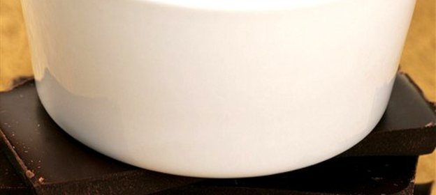 Теплый шоколадный соус с портвейном