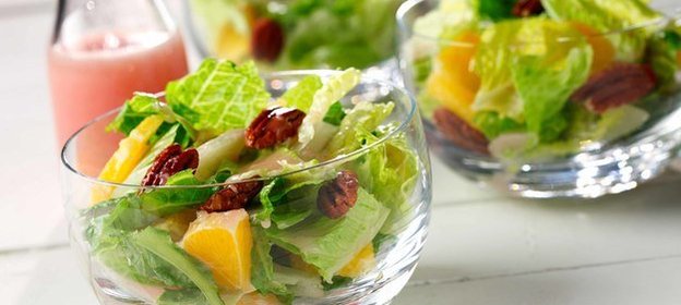 Апельсиновый салат с орехом пекан