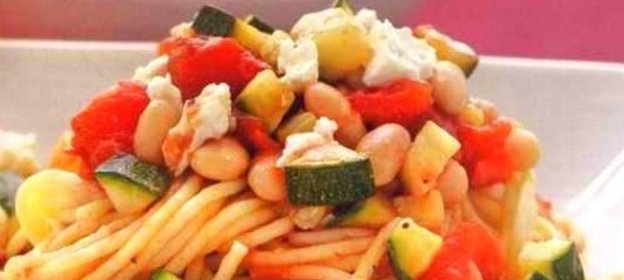 Спагетти с фасолевым соусом