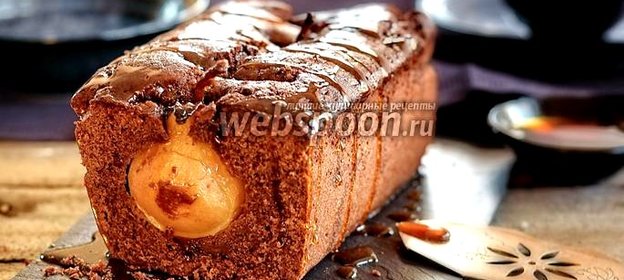 Шоколадно-грушевый кекс из полбяной муки с карамелью