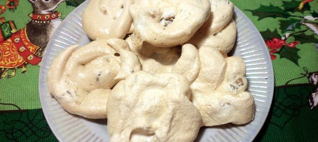 Безе с орехами