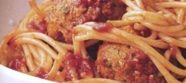 Спагетти с тефтелями из индейки