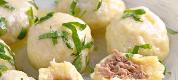 Картофельно-сырные ньокки, фаршированные мясом