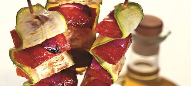 Кабачки, жаренные с колбасками