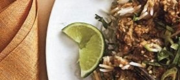 Салат с огурцами и фасолью