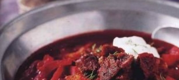 Салат куриный с черносливом