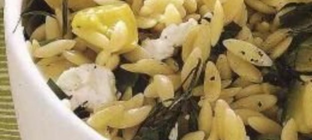 Паста орцо с цуккини и травами