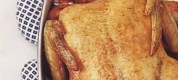 Курица, запеченная с овощами