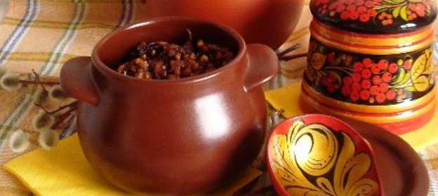 Гречневая каша с черносливом и свеклой