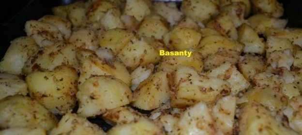 Баклажаны жареные с чесночной подливкой