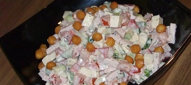 Салат Что попало (в смысле, что под руку попало)