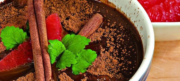 Шоколадный суп с грейпфрутом