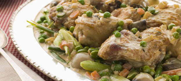 Куриное фрикасе с уксусом и зеленью