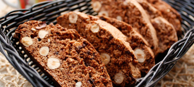 Шоколадные бискотти с фундуком