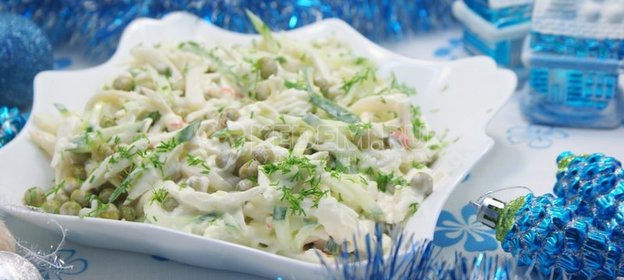 Салат с кальмарами и огурцом