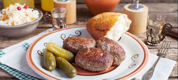 Зразы с яйцом и лесными грибами