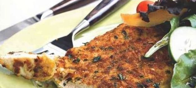 Салат из маринованных яблок