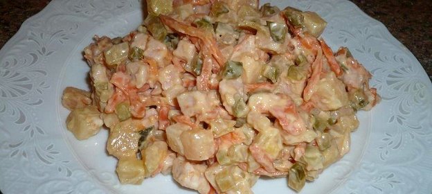 Веганский салат с корейской морковкой