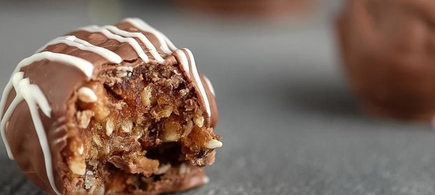 Конфеты из сухофруктов