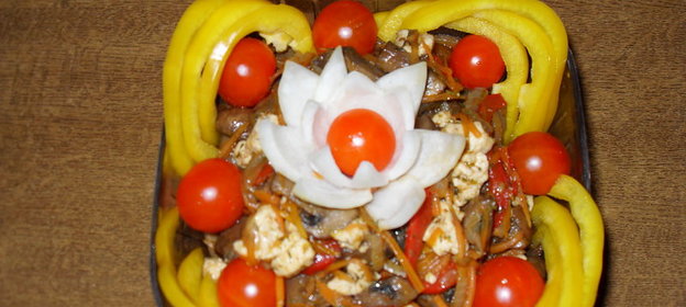 Салат со сковороды