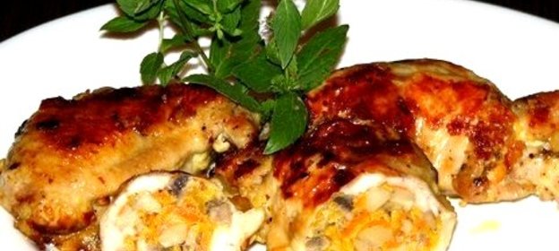 Куриные крылышки. фаршированные грибами