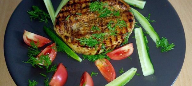 Стейк из индейки на сковороде-гриль