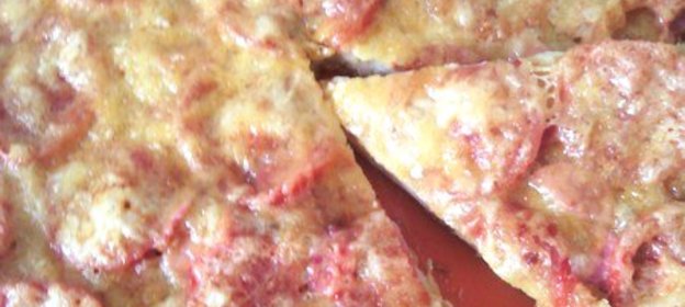 Домашняя пицца с сосисками