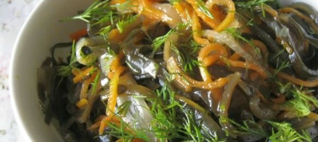Салат из морской капусты