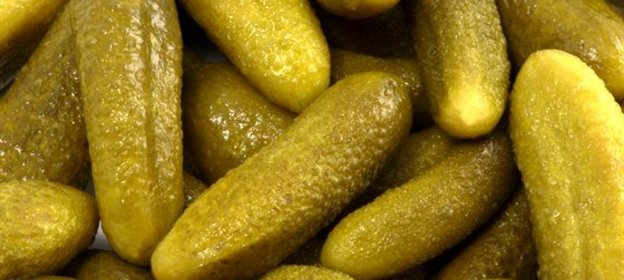 Соленые огурцы