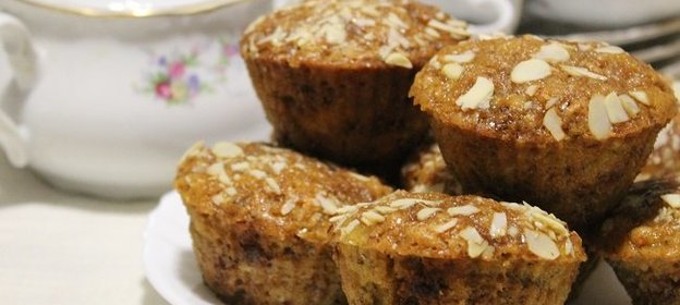 Медовые кексы с морковкой и бананами