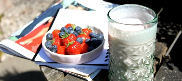 Смузи из клубники и банана