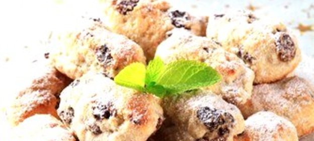 Новогоднее печенье с ананасами и вишней